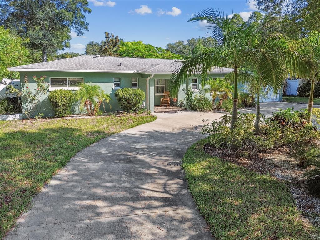 451 PINELLAS WAY S