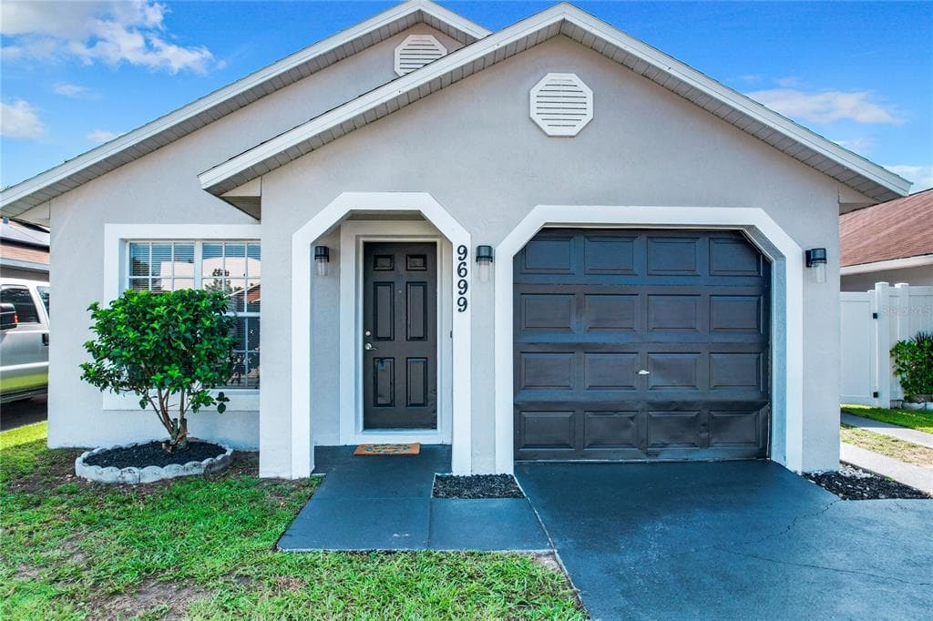 9699 HOLLYHILL DRIVE ORLANDO, FL 32824
