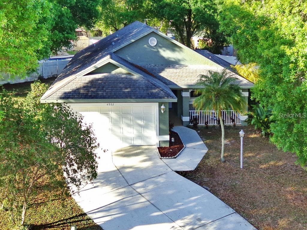4902 ITHACA LANE SARASOTA, FL 34243