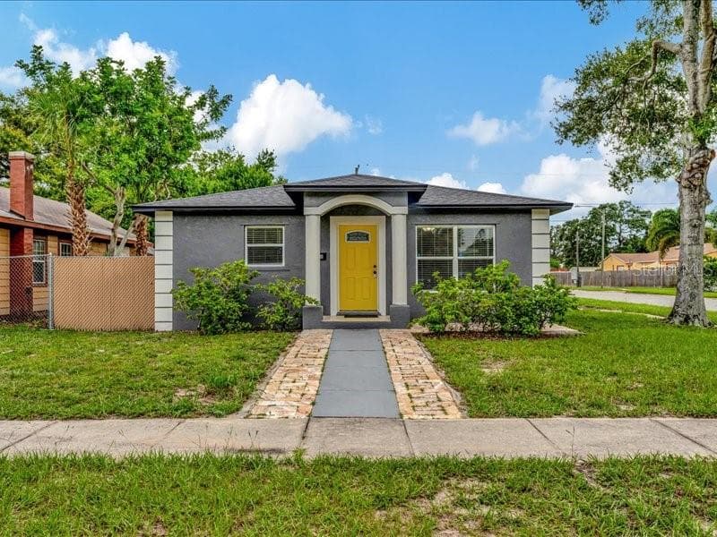 2462 4TH AVENUE S ST PETERSBURG, FL 33712