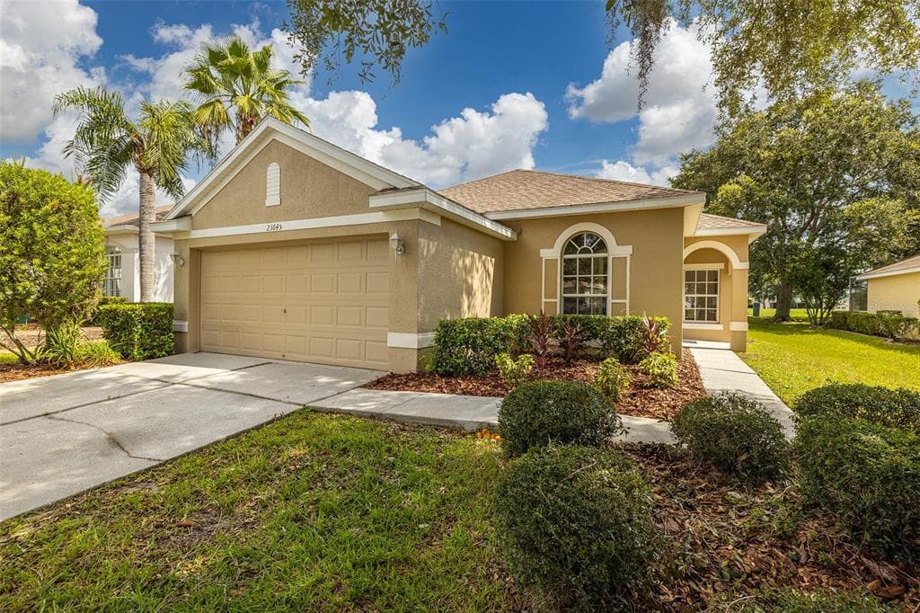 23645 CORAL RIDGE LANE LAND O LAKES, FL 34639