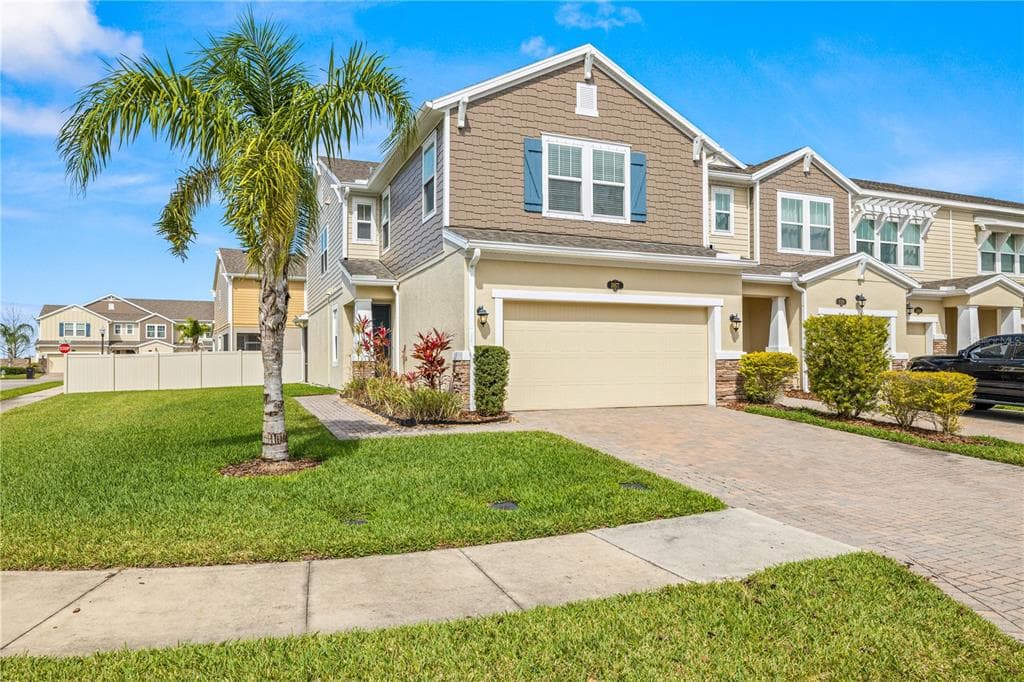 18877 CORNUTA STREET LUTZ, FL 33558