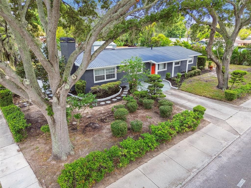 4350 18TH AVENUE S ST PETERSBURG, FL 33711