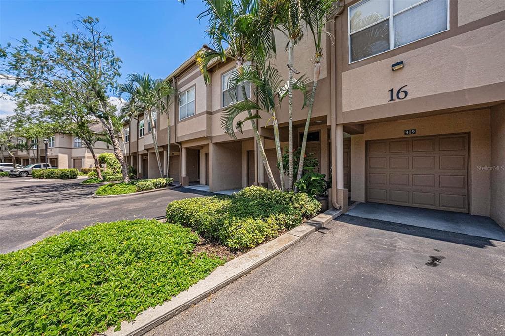 919 NORMANDY TRACE ROAD TAMPA, FL 33606