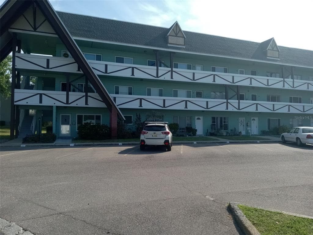 2043 DENMARK STREET UNIT 63 CLEARWATER, FL 33763