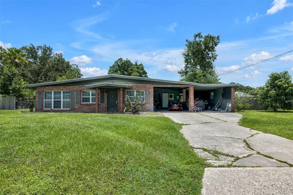 208 RIVERSIDE DRIVE WAUCHULA, FL 33873