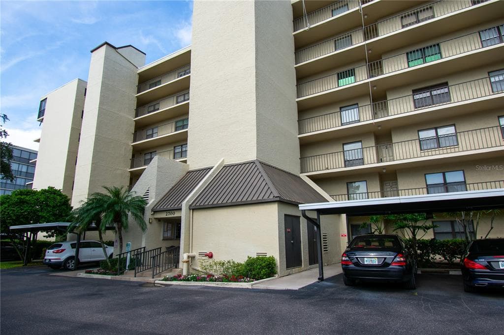 2700 COVE CAY DRIVE UNIT 1-1D CLEARWATER, FL 33760