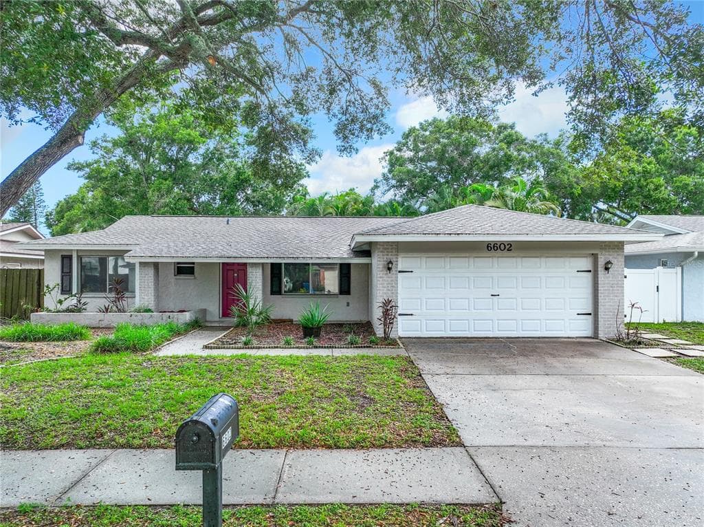 6602 PINECREST LANE N PINELLAS PARK, FL 33781