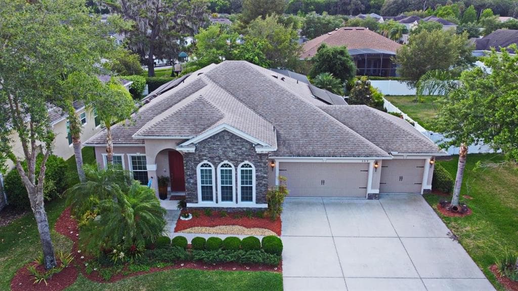 389 OLD ALEMANY PLACE OVIEDO, FL 32765