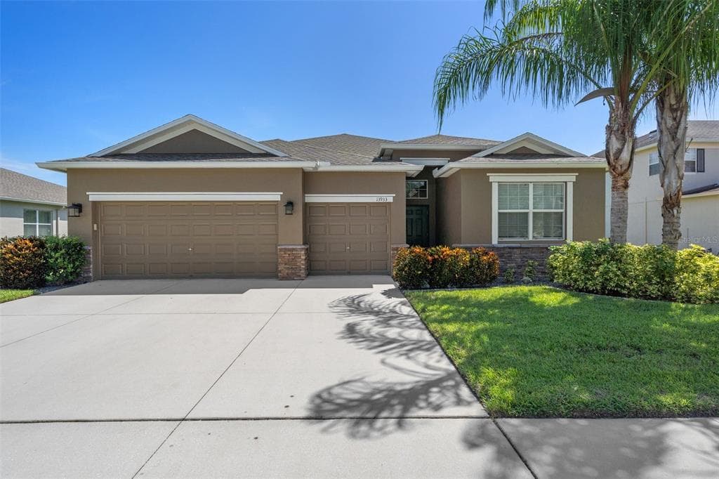 13933 BEE TREE COURT HUDSON, FL 34669