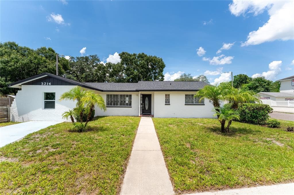 3214 E DR MARTIN LUTHER KING JR BOULEVARD TAMPA, FL 33610
