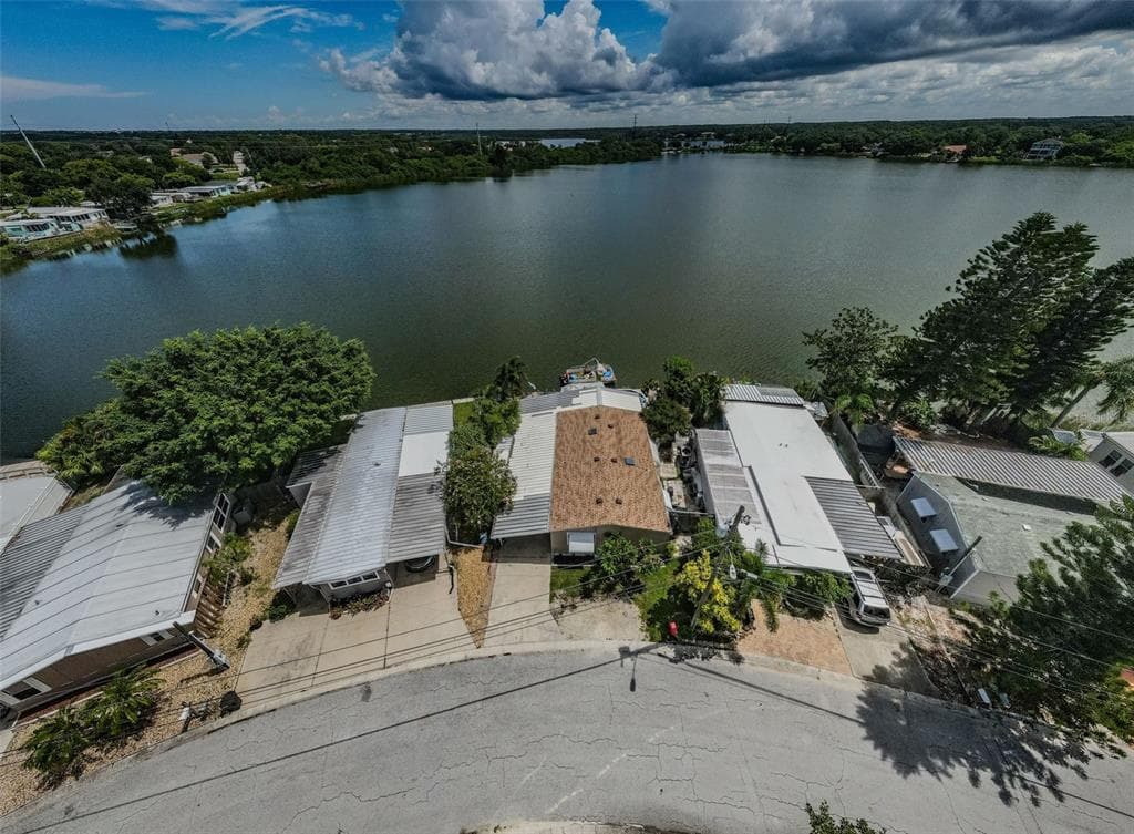 808 PARADISE BOULEVARD UNIT 152 TARPON SPRINGS, FL 34689
