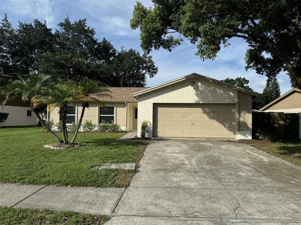 4917 OAKSHIRE DRIVE TAMPA, FL 33625
