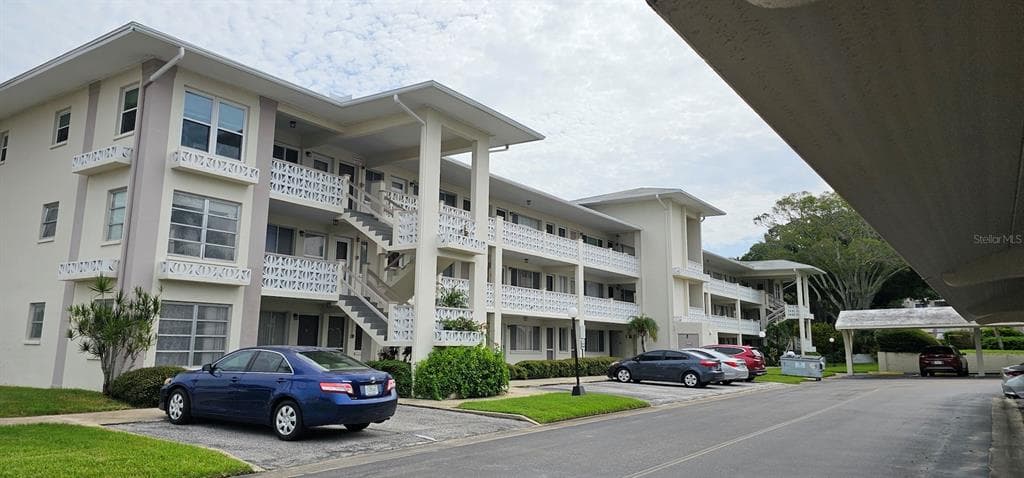 1235 S HIGHLAND AVENUE UNIT 2-306 CLEARWATER, FL 33756