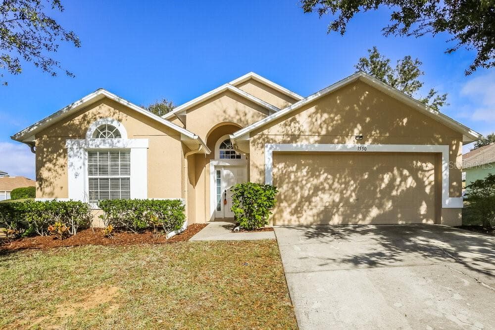 1550 NIGHTFALL DRIVE CLERMONT, FL 34711