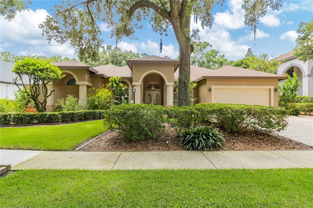 7219 WAREHAM DRIVE TAMPA, FL 33647
