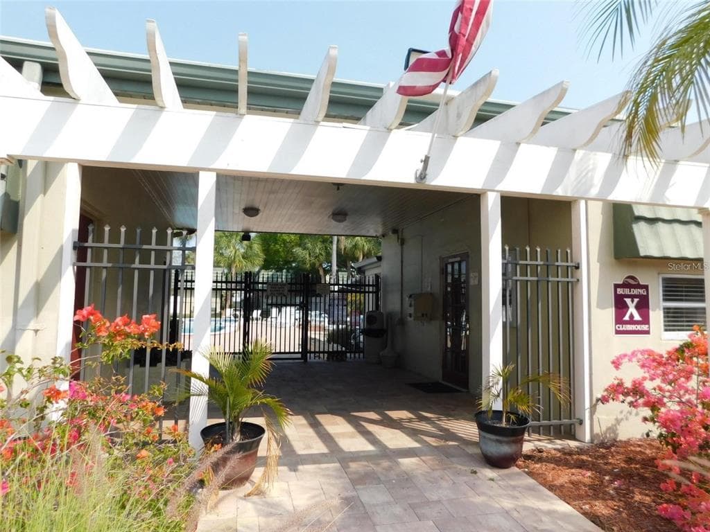 1799 N HIGHLAND AVENUE UNIT 86 CLEARWATER, FL 33755
