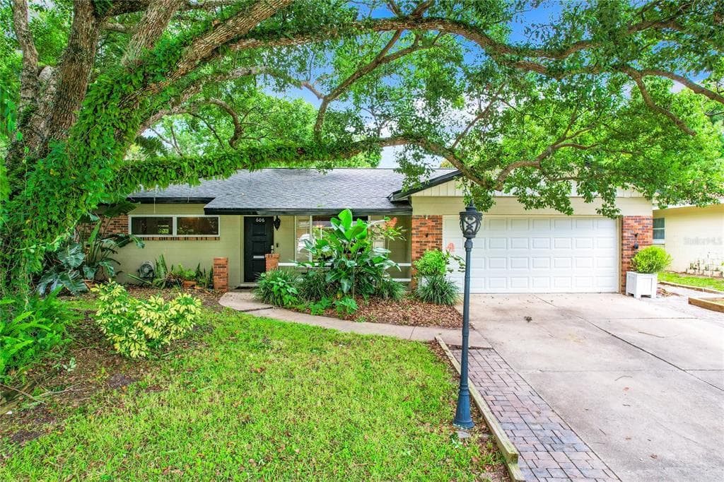 606 DEARBORN AVENUE ALTAMONTE SPRINGS, FL 32701