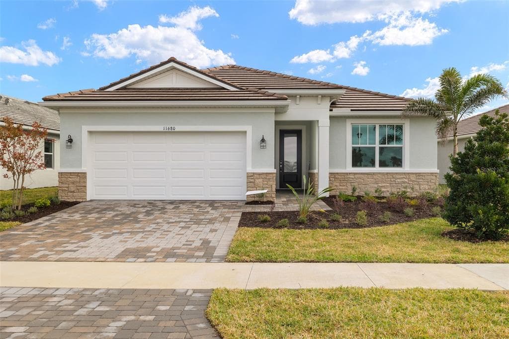 11680 MYAKKA BLUE DRIVE VENICE, FL 34293