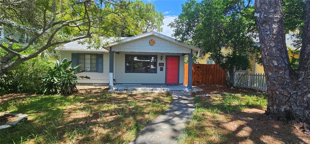 135 20TH AVENUE S ST PETERSBURG, FL 33705