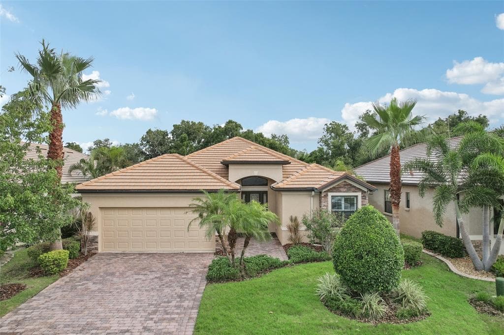 7703 RIO BELLA PLACE UNIVERSITY PARK, FL 34201