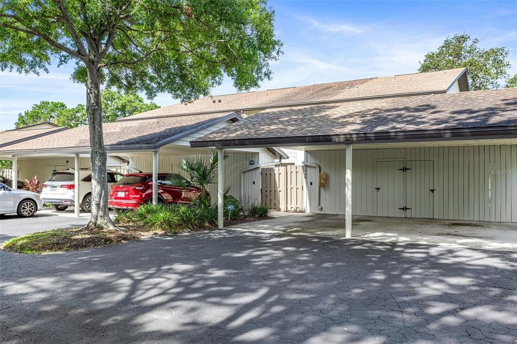 1938 WHITNEY WAY CLEARWATER, FL 33760