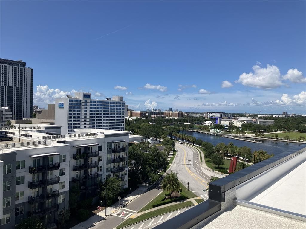 201 W LAUREL STREET UNIT PH4 TAMPA, FL 33602