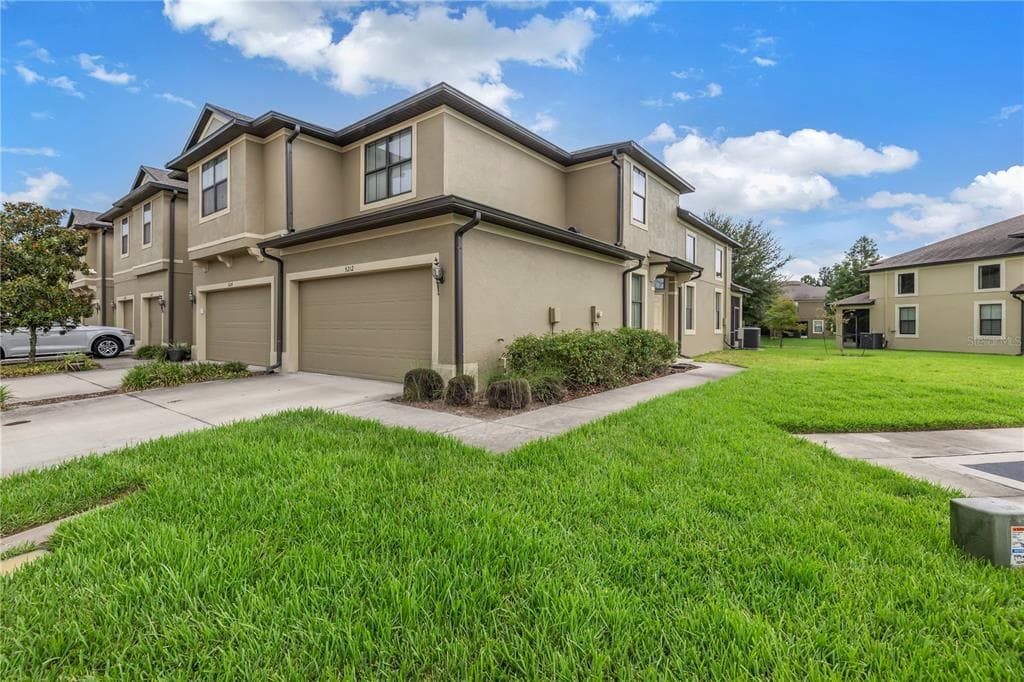 5212 BAY ISLE CIR CLEARWATER, FL 33760