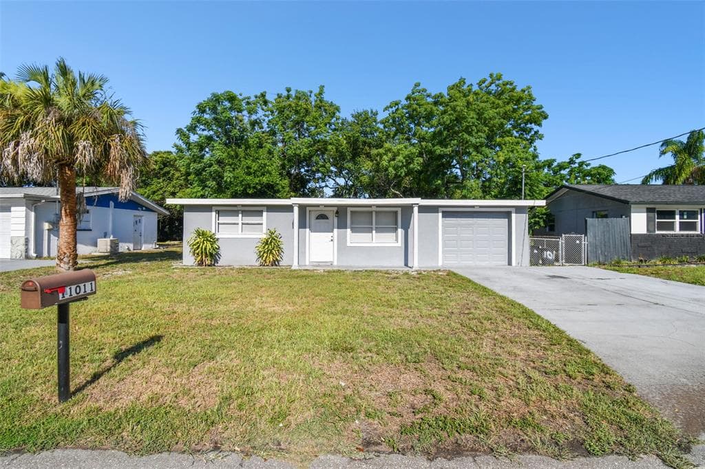 11011 PICKERING LANE PORT RICHEY, FL 34668
