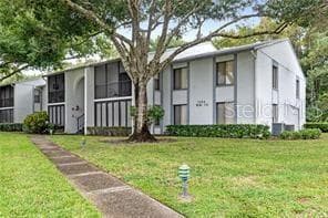 1204 PINE RIDGE CIRCLE W UNIT F1 TARPON SPRINGS, FL 34688