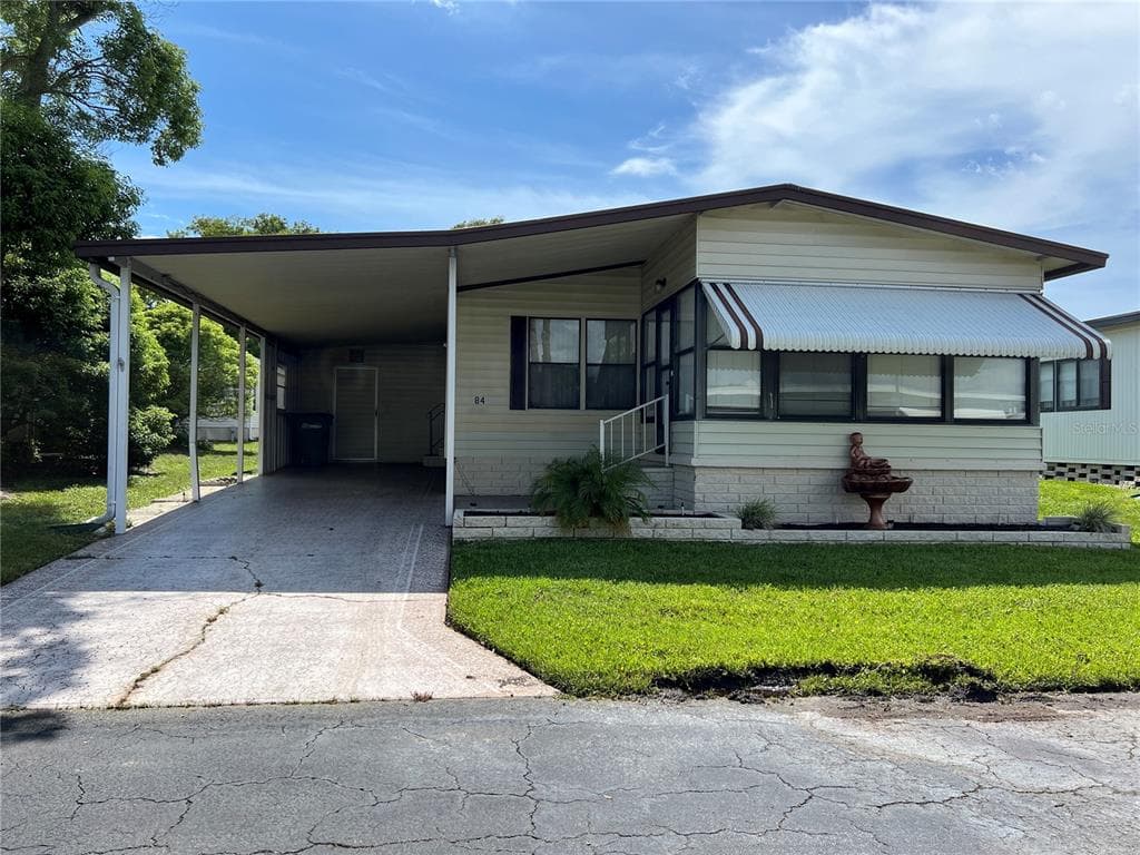 84 RED FOX RUN UNIT 7 SAFETY HARBOR, FL 34695