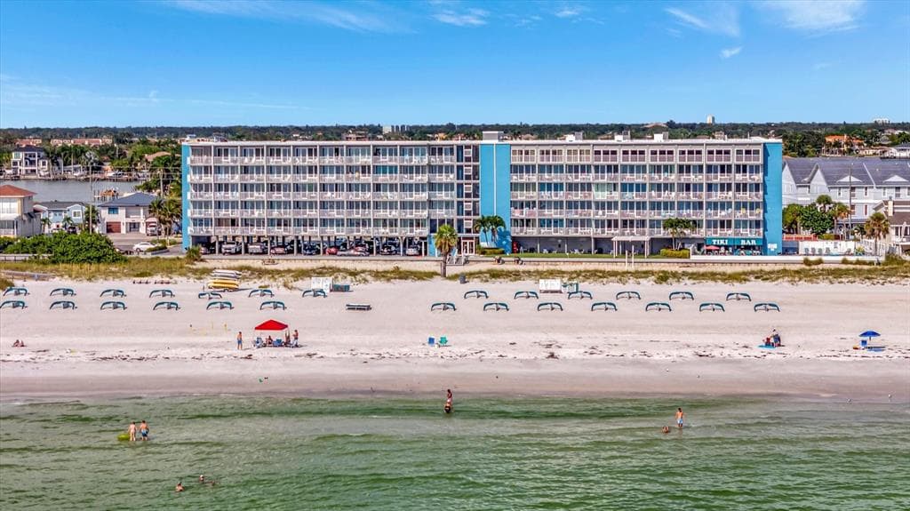 9980 GULF BOULEVARD UNIT 211 ST PETERSBURG, FL 33706
