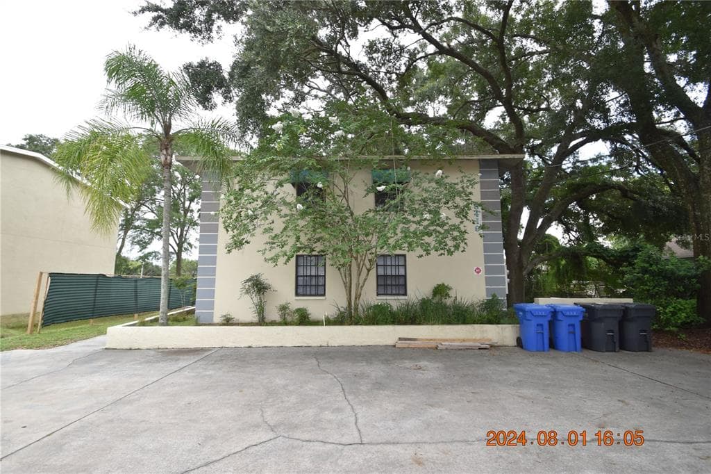 8419 N MANHATTAN AVENUE UNIT A TAMPA, FL 33614