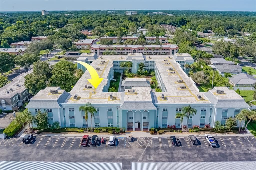 1706 BELLEAIR FOREST DRIVE UNIT 252 BELLEAIR, FL 33756