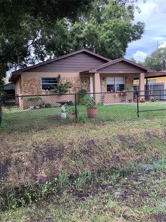 2918 W HEITER STREET TAMPA, FL 33607