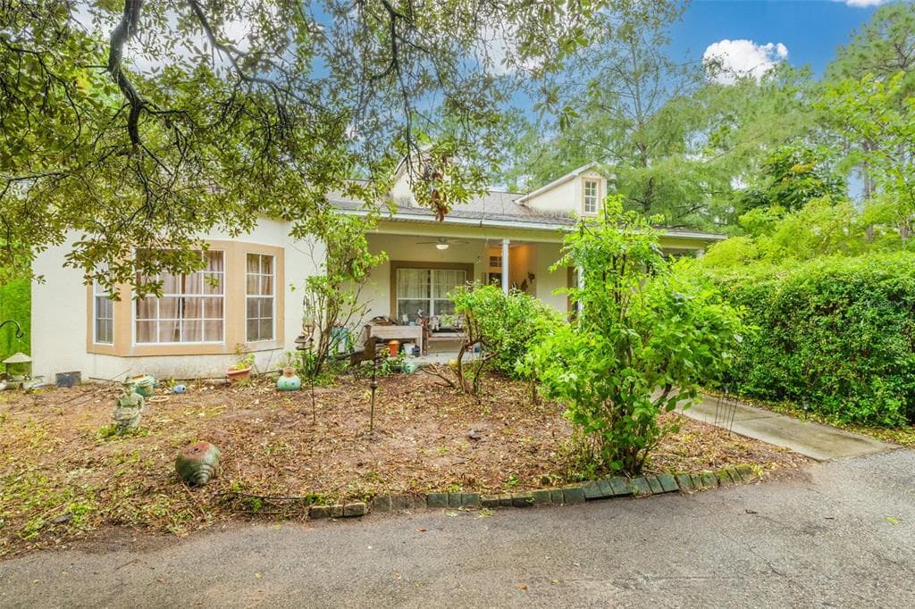 6105 GOLDDUST ROAD SPRING HILL, FL 34609
