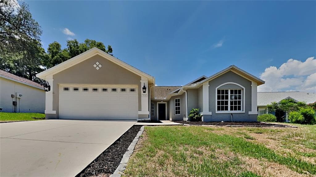 531 KINGS CASTLE DRIVE ORANGE CITY, FL 32763