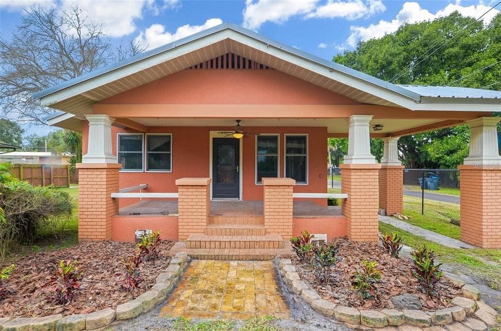 9907 MAGGIE STREET GIBSONTON, FL 33534