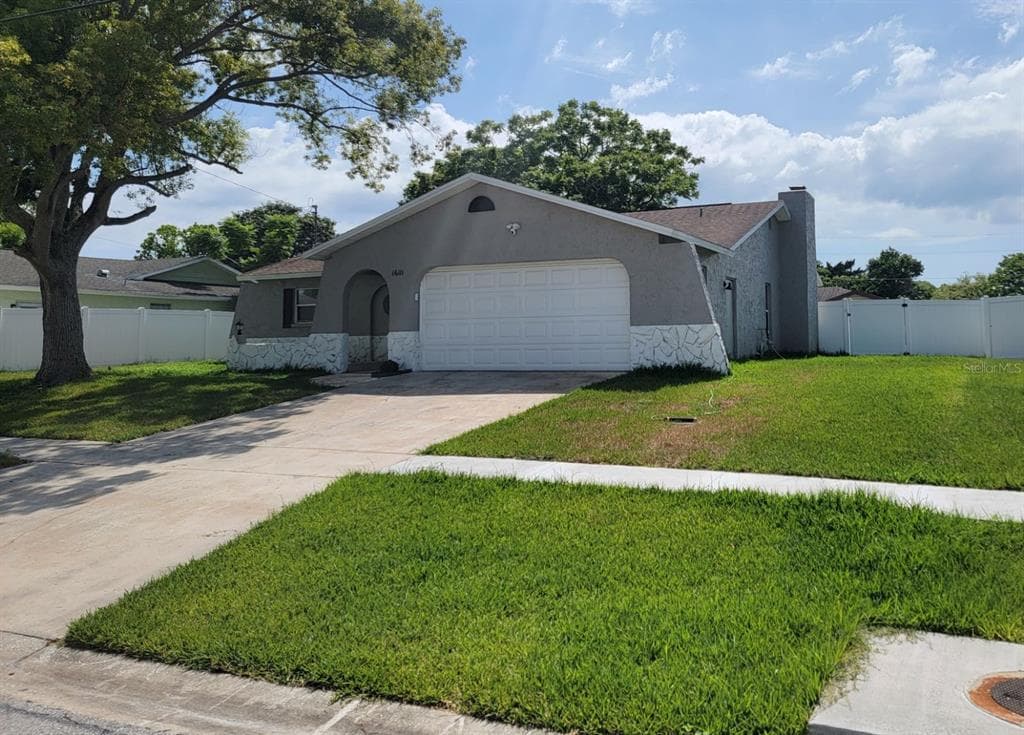 16111 TREE LINE DRIVE HUDSON, FL 34667
