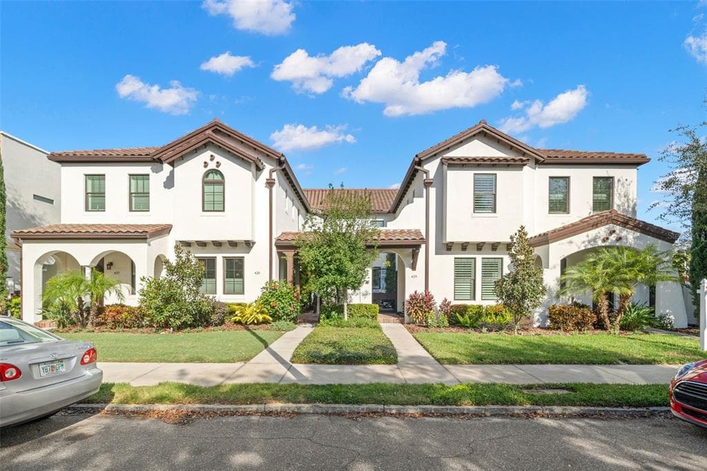 429 13TH AVENUE N ST PETERSBURG, FL 33701