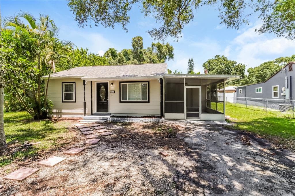 2617 47TH AVENUE N ST PETERSBURG, FL 33714