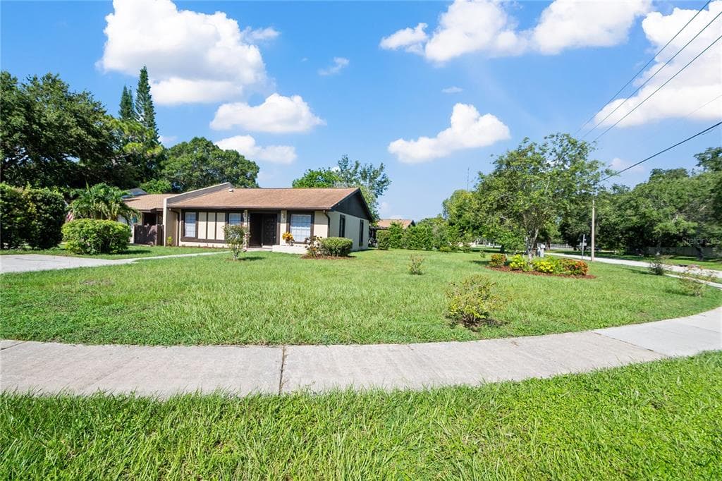 10132 88TH STREET SEMINOLE, FL 33777