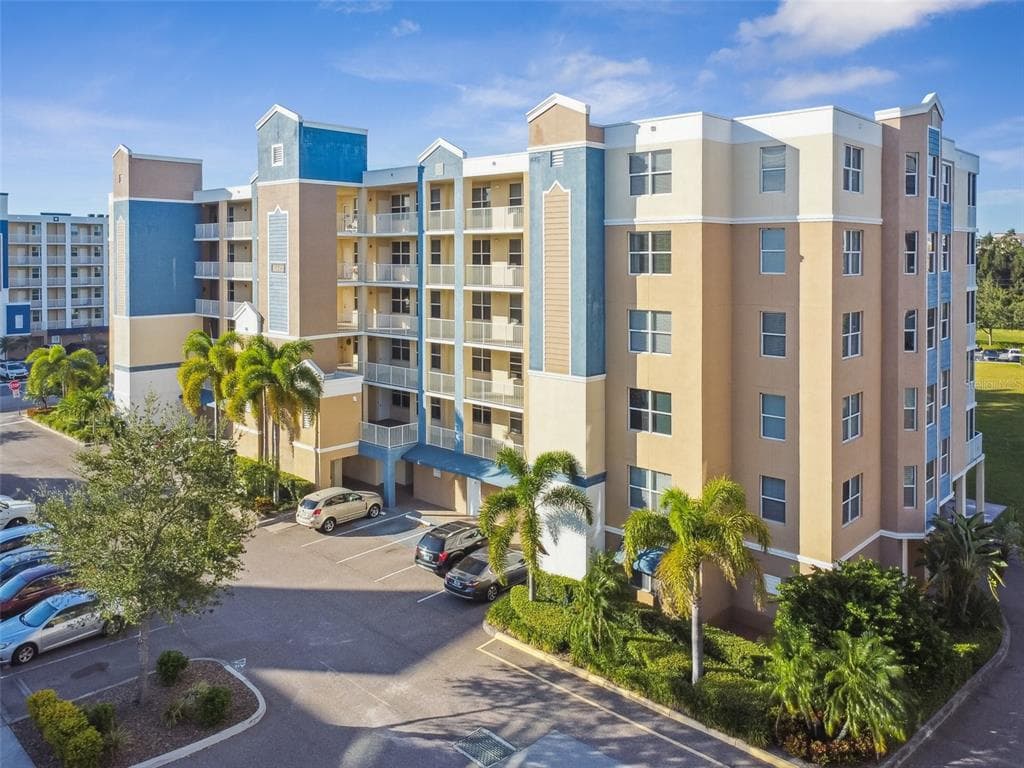 960 STARKEY ROAD UNIT 10508 LARGO, FL 33771
