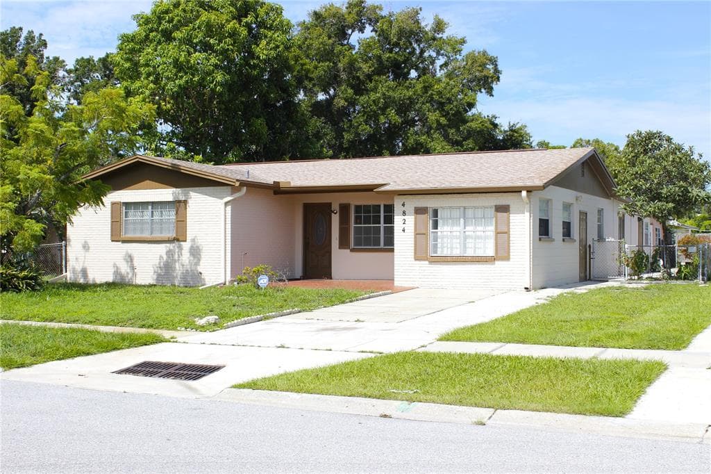 4824 BONITA VISTA DRIVE TAMPA, FL 33634