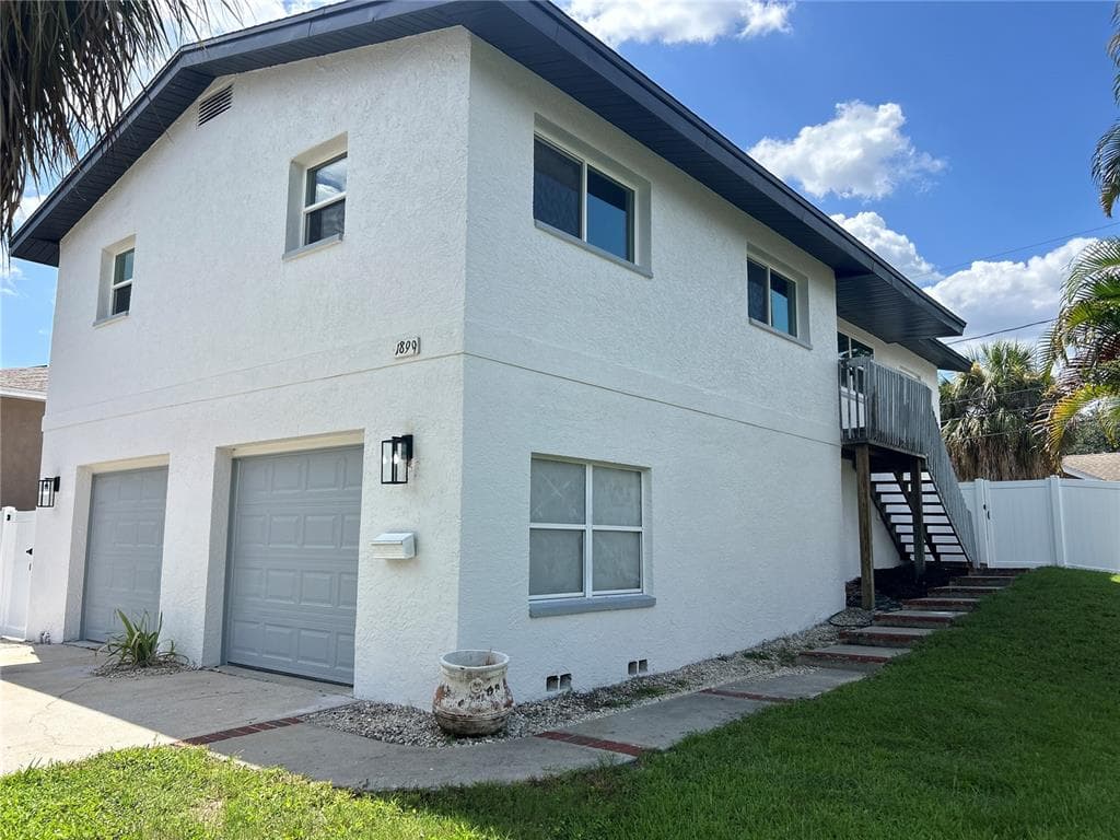 1899 NEW HAMPSHIRE AVENUE NE ST PETERSBURG, FL 33703