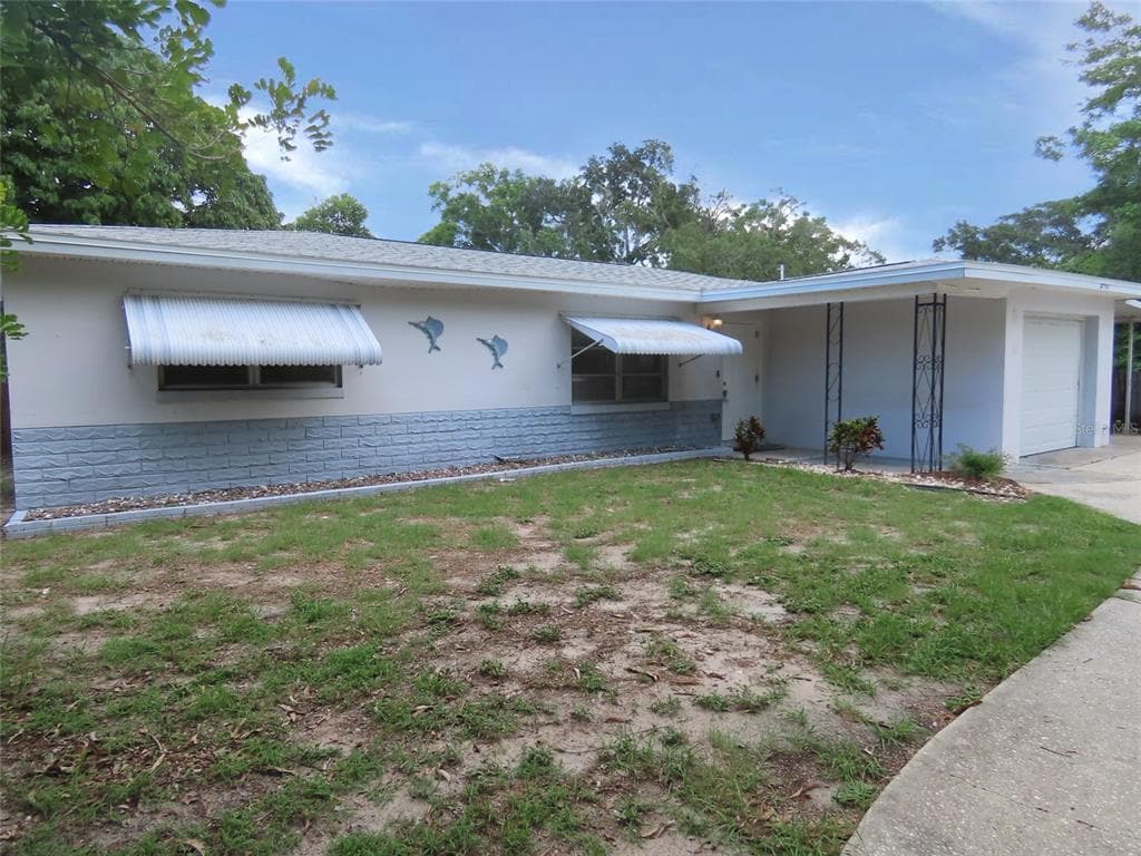 10961 62ND AVENUE SEMINOLE, FL 33772