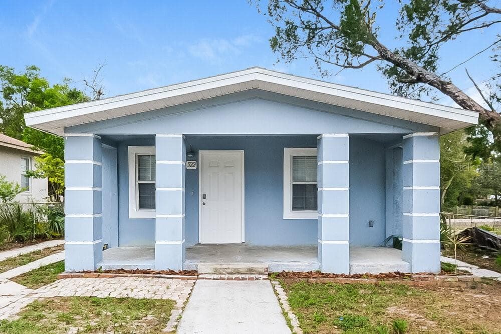 522 E LIME STREET TARPON SPRINGS, FL 34689