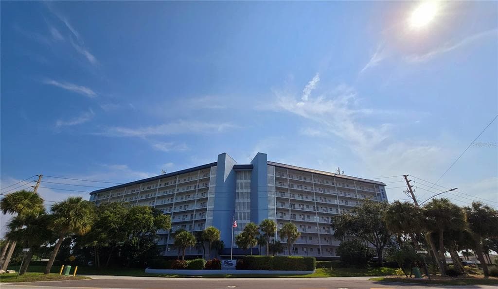4939 FLORAMAR TERRACE UNIT 702 NEW PORT RICHEY, FL 34652