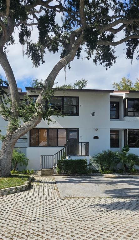 411 S BAYSHORE BOULEVARD UNIT 2 SAFETY HARBOR, FL 34695