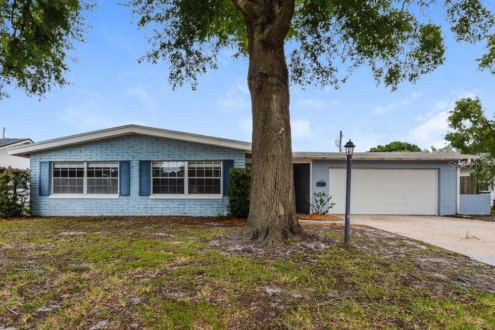 2323 MARKINGHAM ROAD MAITLAND, FL 32751